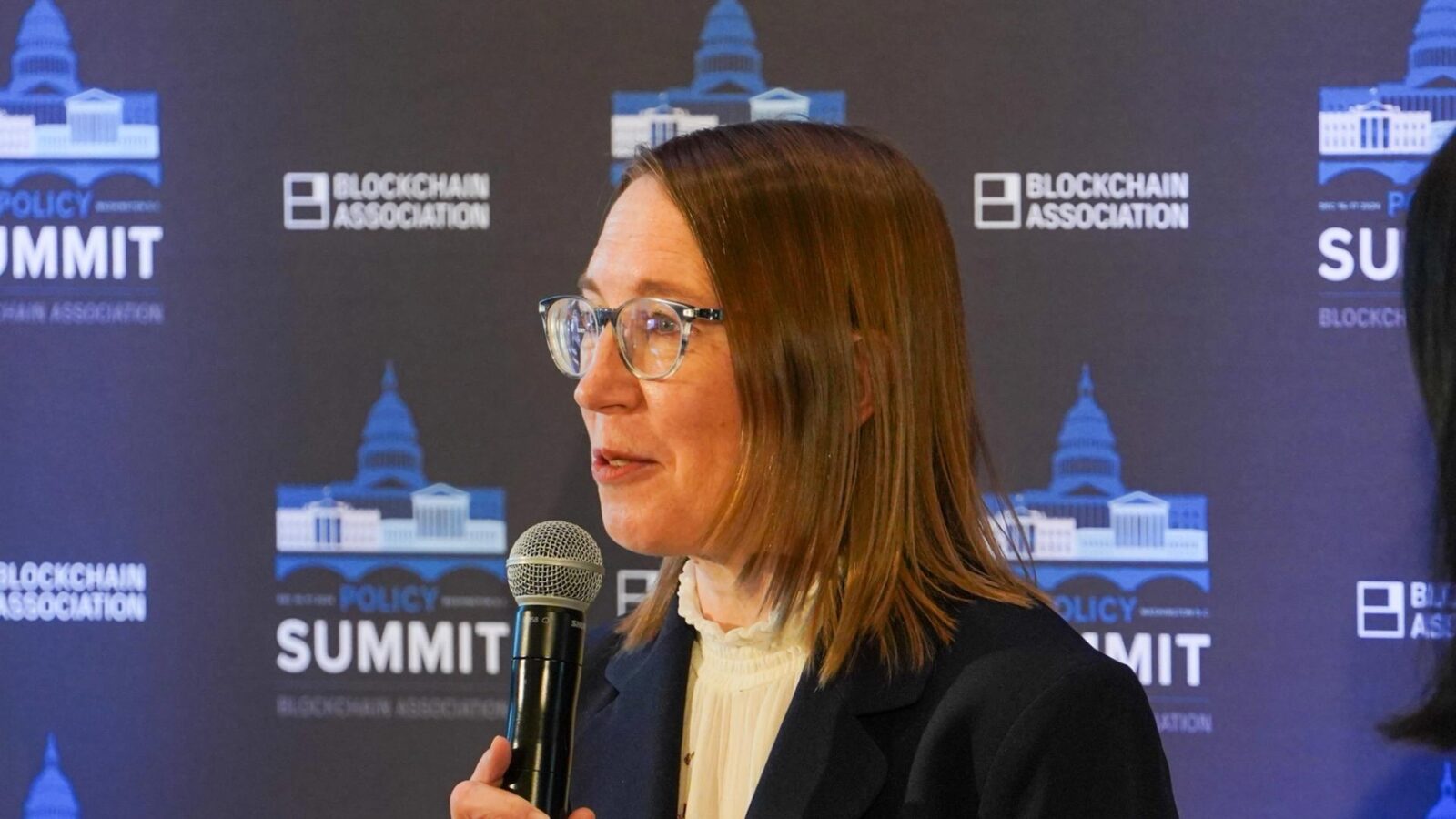 Хестер Пирс покинет SEC 2 октября 2026 года — изображение CoinDesk