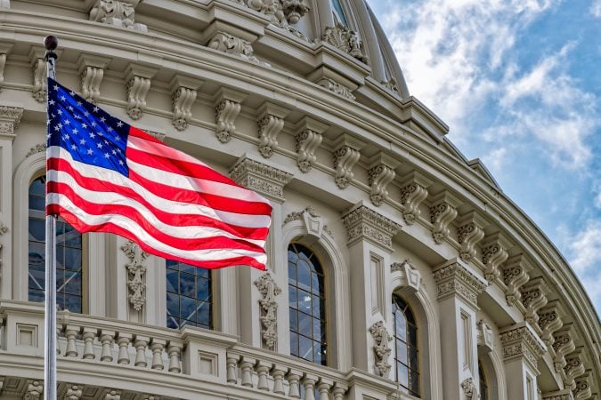 Шансы на принятие закона о крипторынке Clarity Act перед выборами остаются низкими